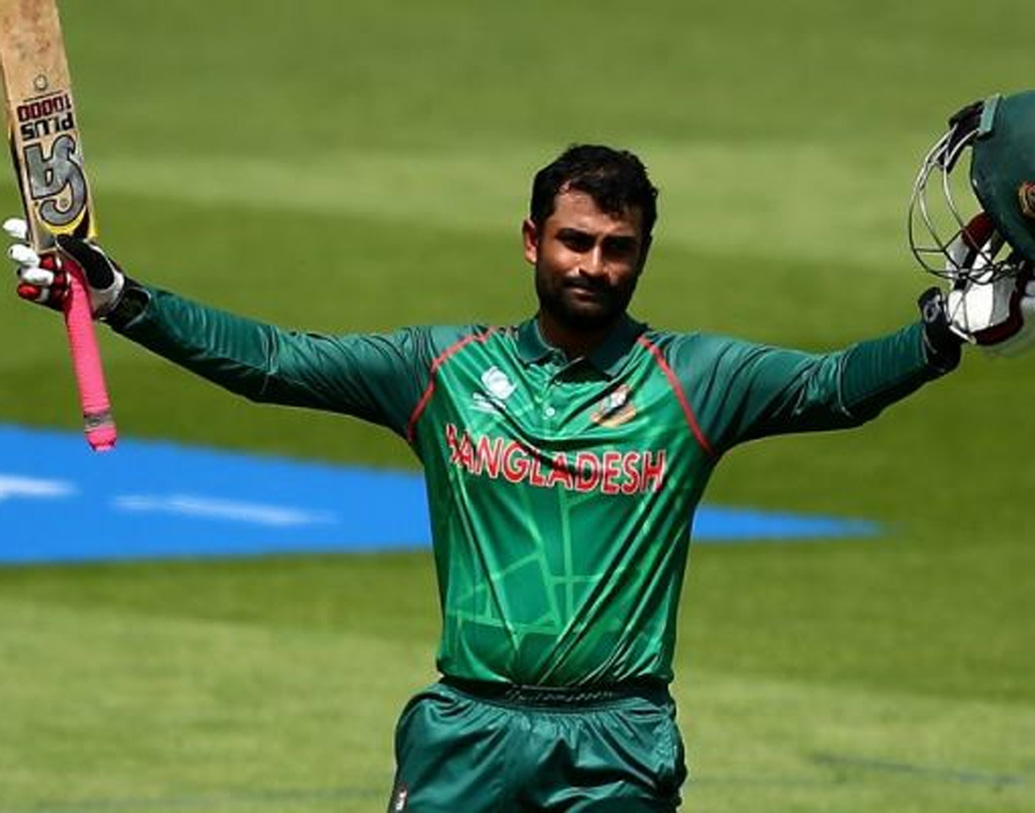 তামিম ইকবাল: যতবারই বড় স্কোর করেছেন তিনি, ততবারই জিতেছে বাংলা্দেশ। ২০১৭ সালের চ্যাম্পিয়নস ট্রফিতেও দুরন্ত পারফরম্যান্স ছিল তামিমের। বাংলাদেশের বড় ভরসা তিনি। দলের ‘এক্স ফ্যাক্টর’ বললে ভুল কিছু হবে না।