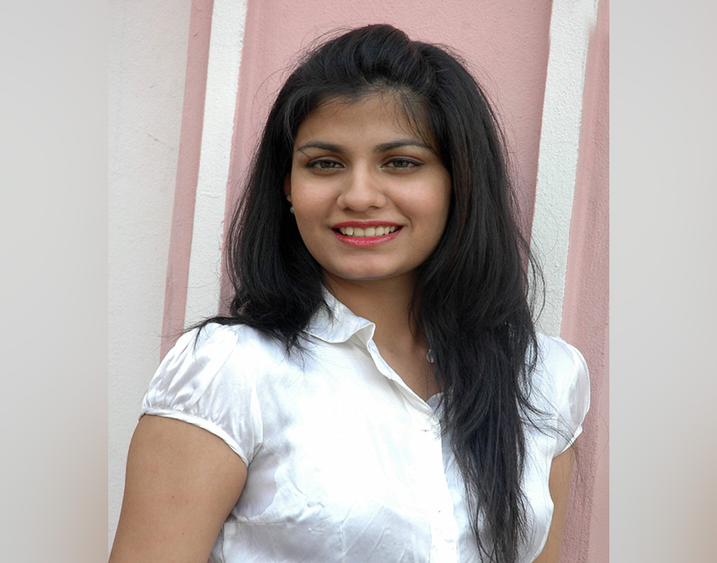 ন্যাশনাল ইনস্টিটিউট অব টেকনোলজি থেকে ইলেকট্রনিক্স অ্যান্ড কমিউনিকেশন নিয়ে পড়াশোনা করেছেন তিনি।