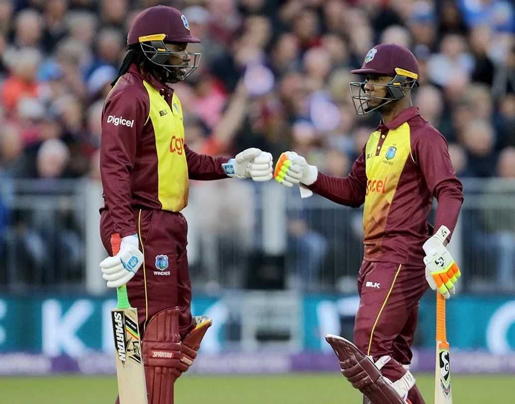 ক্রিস গেইল এবং এভিন লুইস ওয়েস্ট ইন্ডিজের ওপেনিং জুটি। তবে তেমন সফল নয় এই জুটি। মোটে ৩৮৩ রান রয়েছে তাঁদের জুটিতে। গড় মাত্র ৩০। যদিও নিজেদের দিনে যে কোনও বোলিং আক্রমণ সামলাতে সফল তাঁরা। তাই এঁদের বিকল্প এখনও ভাবেনি দল।