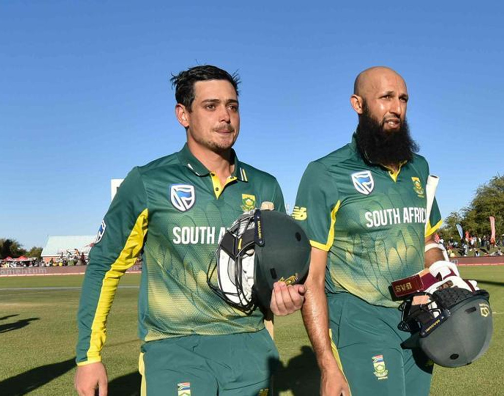 দক্ষিণ আফ্রিকার হাসিম আমলা ও কুইন্টন ডি কক সবচেয়ে বেশি সফল ওপেনিং জুটি। ককের আগ্রাসী ভঙ্গি ও হাসিমের ইনিংস গড়ার ক্ষমতা দুই’ই রয়েছে। ৯ বছর একসঙ্গে খেলছেন, ৪১১৬ রান, ১০টি সেঞ্চুরি, ১৫টি হাফ সেঞ্চুরি রয়েছে দখলে।