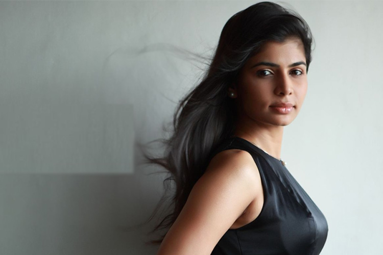 Singer Chinmayi Sripaada gives befitting reply to a man who asked her for nude pictures dgtl