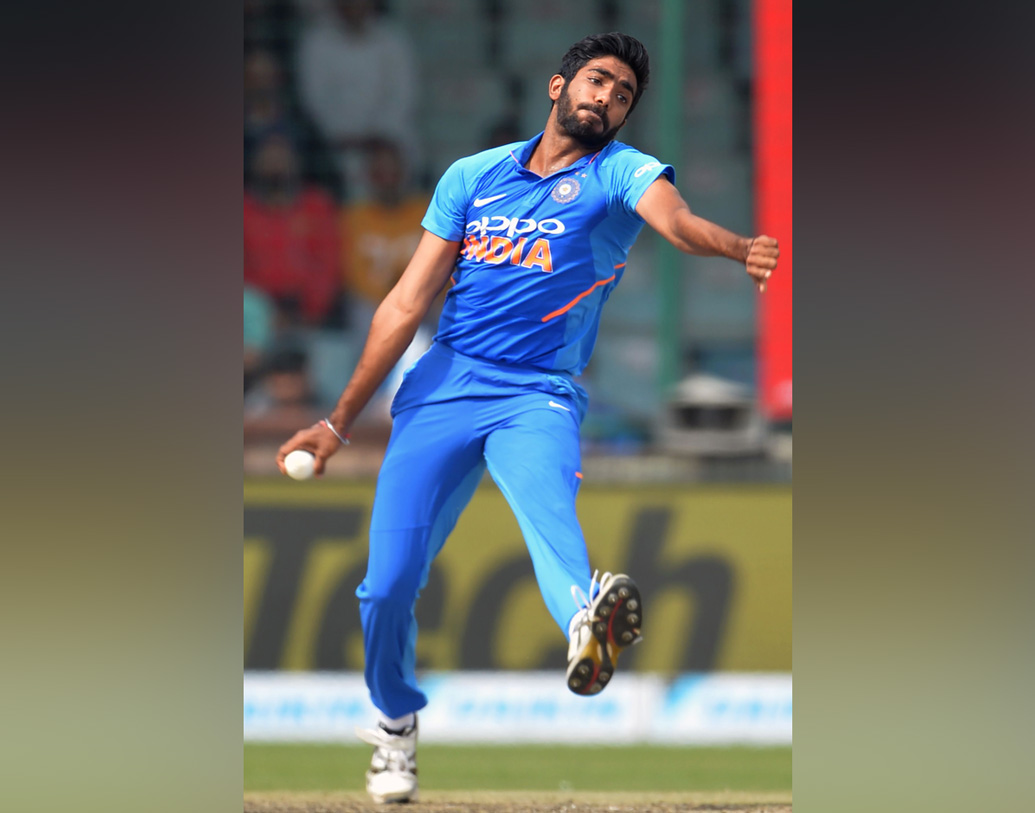 বিশ্বকাপে ভারতের সেরা পেসাররা হলেন যশপ্রীত বুমরা, মহম্মদ শামি, ভুবনেশ্বর কুমার। গতিতেই প্রতিপক্ষের ব্যাটসম্যানদের ভয় ধারতে পারেন যে কেউ। তবে ভারতীয় ফাস্ট বোলারদের ‘স্পিয়ারহেড’ যশপ্রীতই।