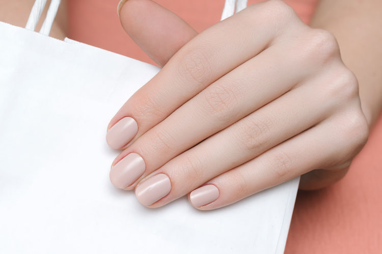 How To Keep Your Nails Bright And Beautiful Without Using Nail Police Dgtl Anandabazar