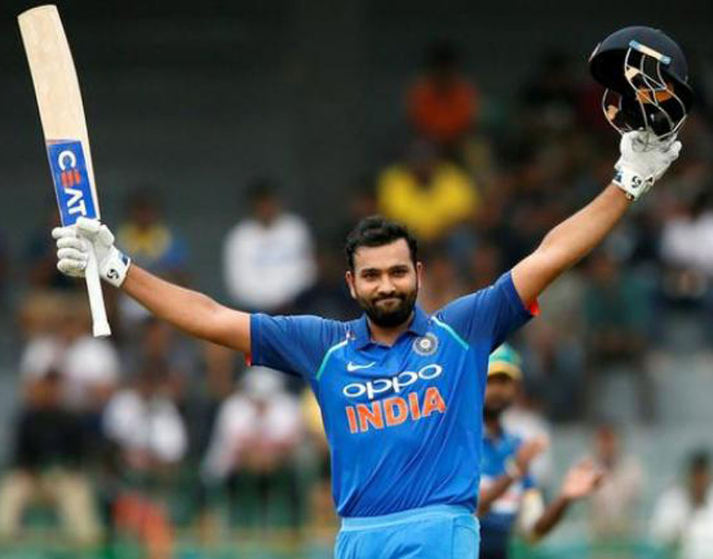 মাইকেল ভনের সেরা একাদশে কারা ওপেনার জানেন?  এই জুটি বাছতে ভন চোখ রেখেছেন ইংল্যান্ড ছাড়িয়ে চোখ রেখেছেন একটু অন্য দলগুলোর শিবিরে। অস্ট্রেলিয়ার বাঁ হাতি ব্যাটসম্যান ডেভিড ওয়ার্নারের সঙ্গে ভারতের ডান হাতি রোহিত শর্মাকে ওপেনার হিসেবে বেছে নিয়েছেন তিনি।