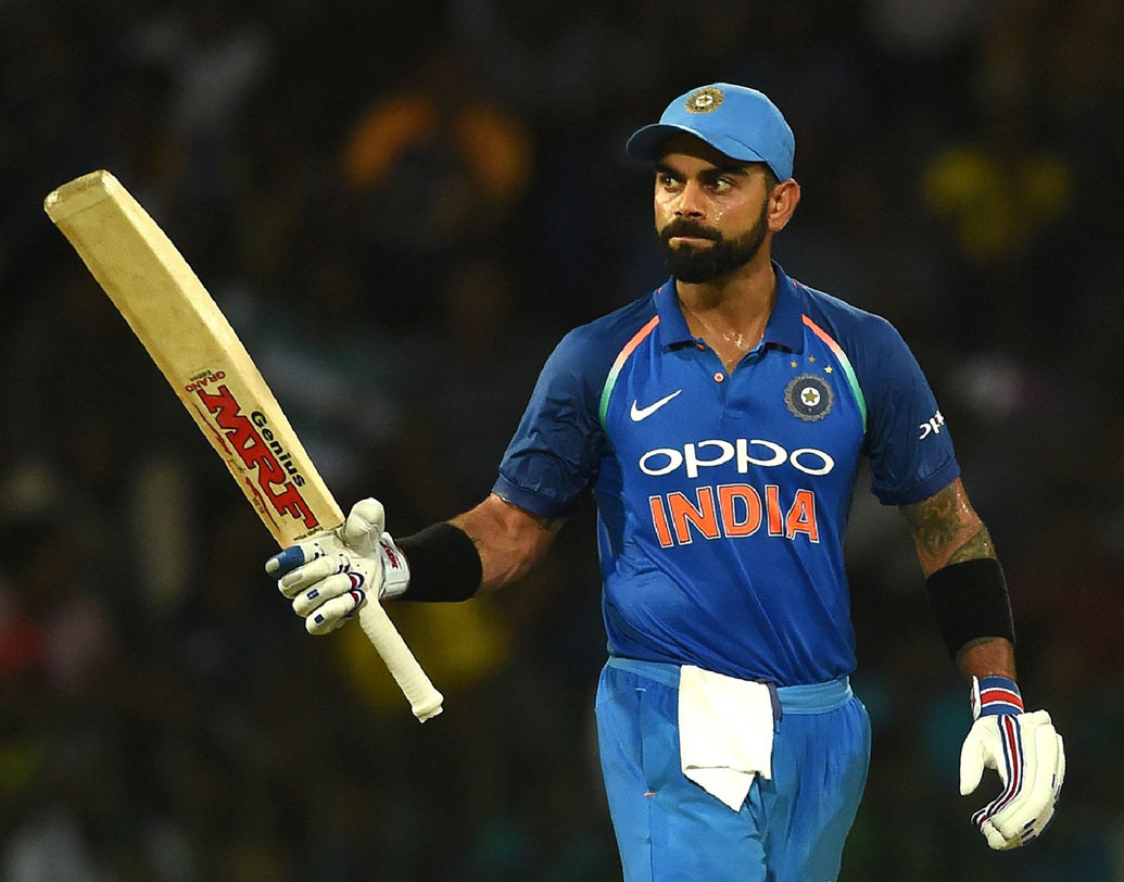 ডানহাতি ও বাঁ হাতি এই দুই ‘কম্বিনেশন’-কে প্রথমেই মাঠে নামিয়ে রান তোলার গতি বাড়িয়ে নিতে চেয়েছেন ভন। রানের গতি যাতে দমে না যায়, তাই ওয়ান ডাউনে রাখতে চেয়েছেন বিরাট কোহালিকে। সেরা একাদশের ব্যাটিং লাইন আপ মজবুত করতে  ভারতের রোহিত ও কোহালিতে আস্থা রেখেছেন ভন। সঙ্গে জুড়েছেন পাক মিডল অর্ডার ব্যাটসম্যান বাবর আজমকে।