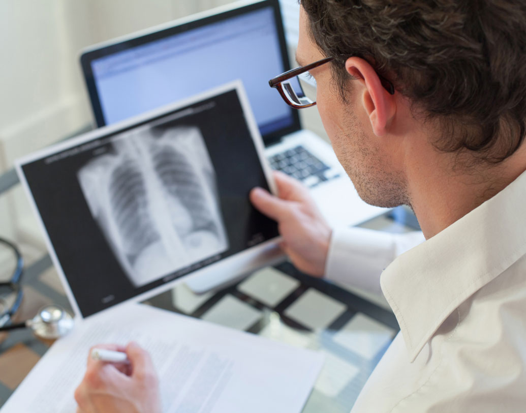 ‘ল্যান্সেট ম্যাগাজিন ইনফেকশস ডিজিজেস’ নামে একটি রিপোর্টে জানাচ্ছে যক্ষ্মা বা এইচআইভি-এর থেকে কিছু কম ভয়ঙ্কর নয় এই রোগ। এবং শুধু ইউরোপ নয়, সারা বিশ্বেই ধীরে ধীরে থাবা বসাচ্ছে এই রোগ। ভারতেও প্রায় প্রতি বছরই এমন কিছু ব্যাকটিরিয়াঘটিত অসুখের দেখা মেলে, যা প্রায় কোনও রকম অ্যান্টিবায়োটিকেই আয়ত্তে আসে না।