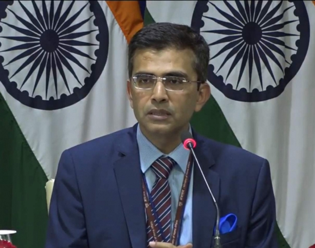 বিদেশ মন্ত্রকের মুখপাত্র রবীশ কুমার জানান, বাংলাদেশের রাষ্ট্রপতি আবদুল হামিদ, শ্রীলঙ্কার প্রেসিডেন্ট মৈত্রীপালা সিরিসেনা, নেপালের প্রধানমন্ত্রী কেপি শর্মা ওলিরও থাকার কথা অনুষ্ঠানে।