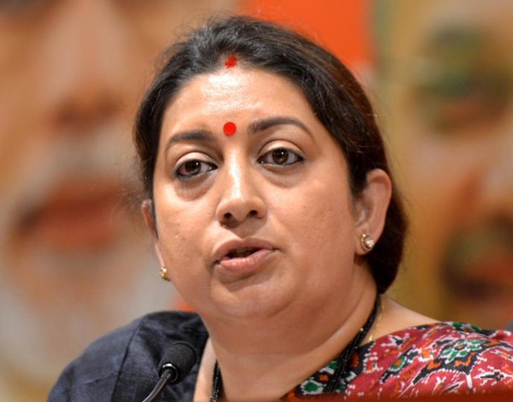 বিজেপির বিপুল জয়ের মধ্যে সম্ভবত সবচেয়ে বড় নক্ষত্র স্মৃতি ইরানি। কংগ্রেসের দুর্গ অমেঠীতে বিরোধী শিবিরের কাণ্ডারী কংগ্রেস সভাপতি রাহুল গাঁধীকে হারিয়েছেন। ফলে বস্ত্রমন্ত্রী থেকে তাঁর পদোন্নতি নিশ্চিত। এমনকি, বিদেশ মন্ত্রকও পেতে পারেন বলে একটি সূত্রে খবর।