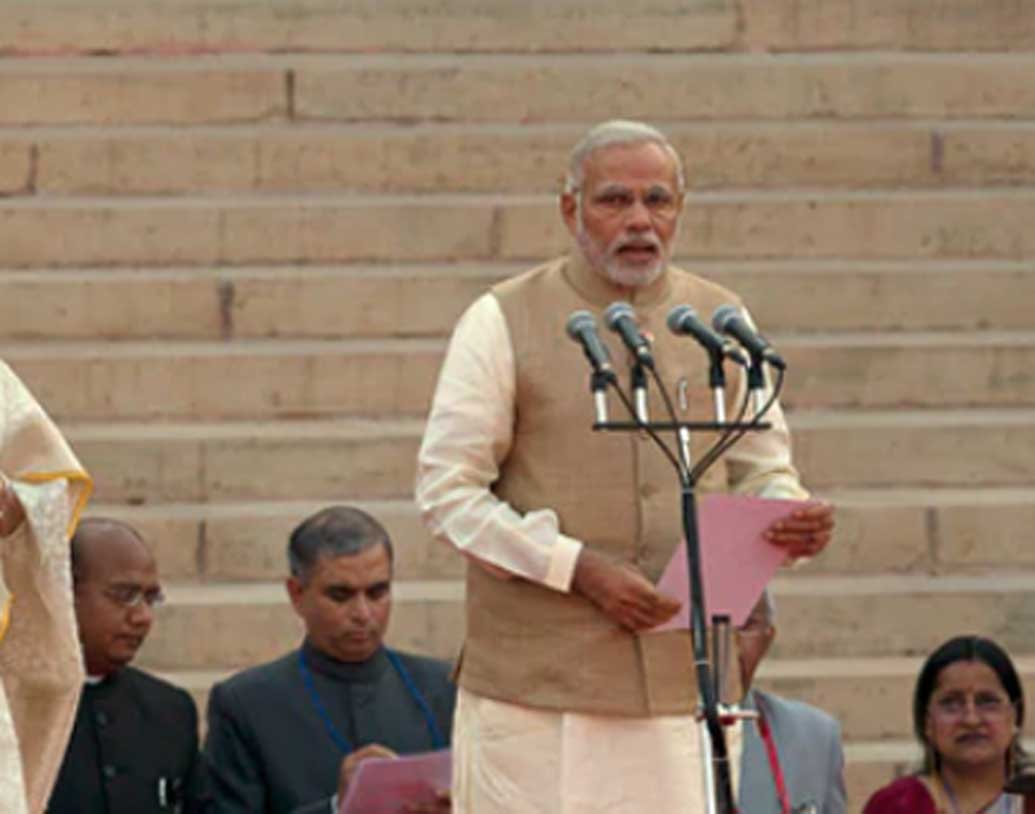 শপথ গ্রহণ অনুষ্ঠান দুই থেকে আড়াই ঘণ্টা পর্যন্ত চলবে। ফলে শেষ হতে সাড়ে ৯টাও বাজতে পারে। বিদেশি অনেক অতিথিদের কাছে এটা অনেক রাত। তাই রাত ৯টায় নৈশভোজ পরিবেশন করা হবে, সিদ্ধান্ত হয়েছে।