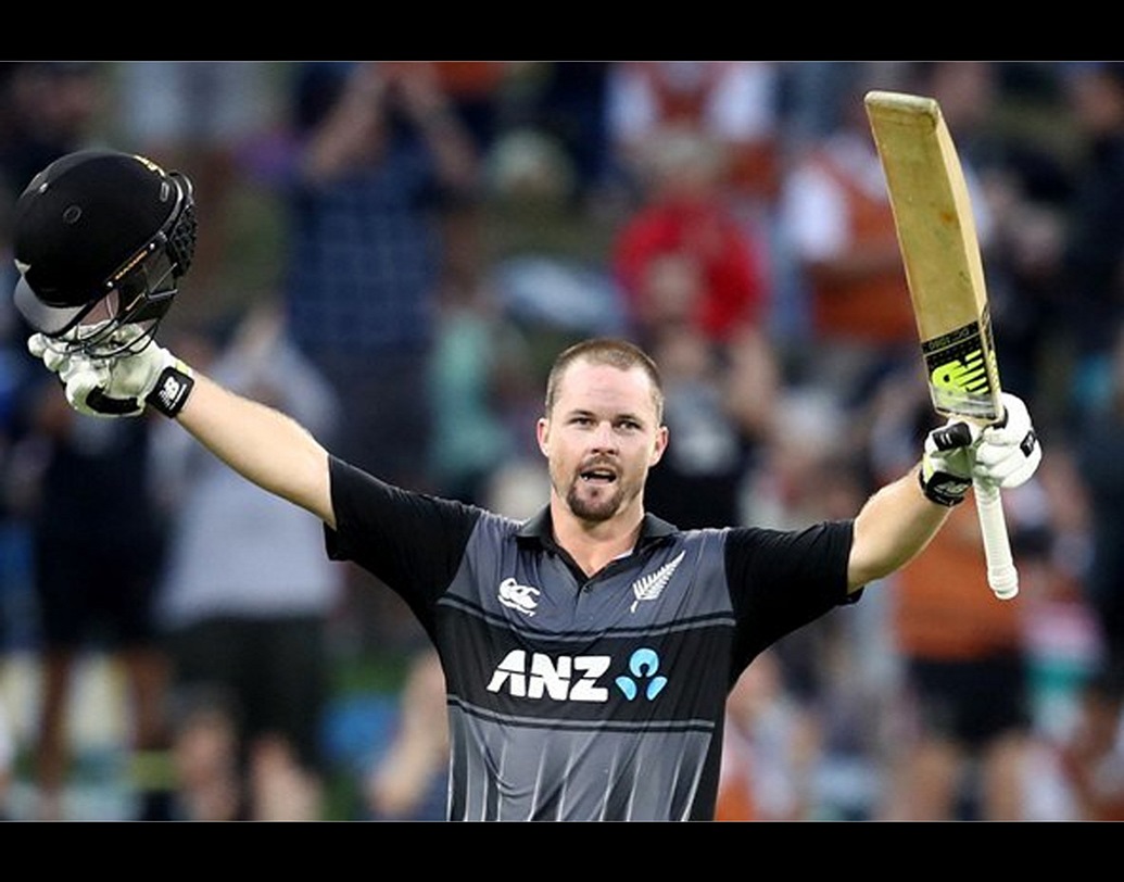 নিউজিল্যান্ডের ক্রিকেটের লেট ব্লুমার বলা হচ্ছে কলিন মুনরোকে। হার্ড হিটিং এই অলরাউন্ডারের বিধ্বংসী ইনিংসে প্রতিপক্ষ কাবু হবেন বলেই মনে করা হচ্ছে।