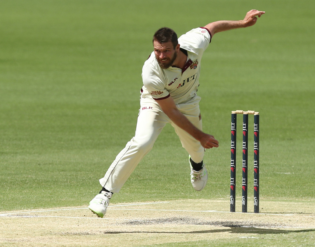 অস্ট্রেলিয়ার পেসার মাইকেল নেসের। ২০১৩ সালে কিংস ইলেভেন পঞ্জাবের হয়ে খেলেন তিনি। ৪ ওভারে ৬২ রান দেন । ডেথ ওভারে খুব খারাপ পারফর্ম্যান্স ছিল তাঁর। ২ ওভারে ৩৩ রান দেন। ডেভিড মিলারের অবিশ্বাস্য শতকের জেরে পঞ্জাব জিতলেও নেসের সুযোগ পাননি।