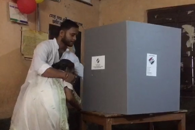 Lok Sabha Election 2019: Various complaints of opposition regarding poll in Arambag dgtl