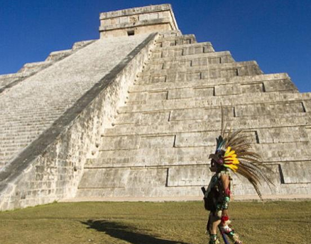 ১৬ শতকে মেক্সিকোয় স্প্যানিশদের প্রবেশের আগে পর্যন্ত মায়া সভ্যতাই ছিল পৃথিবীর সবচেয়ে উন্নত। মেক্সিকোর ইউকাটান প্রদেশে ৪ বর্গ মাইল এলাকা জুড়ে চিচেন ইৎজা শহরই ছিল মায়া সভ্যতার সবচেয়ে বড় সাফল্য।