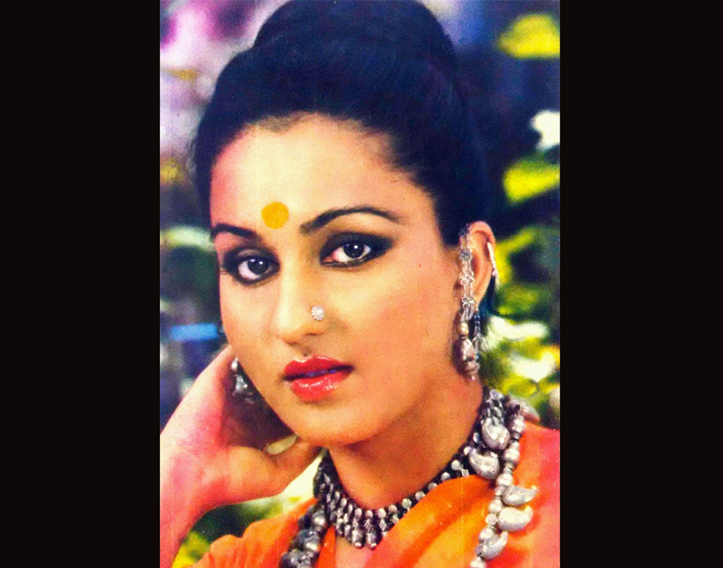 সুনীল দত্তের সঙ্গেও তাঁর জুটি দর্শকের পছন্দ হয়। জিতেন্দ্রর সঙ্গে ‘বদলতে রিশ্তে’, ‘পিয়াসা শাওন’, ‘আপনাপন’-সহ ১৭টি ছবি করেন তিনি। এর মধ্যে ১২টিই সুপারহিট।