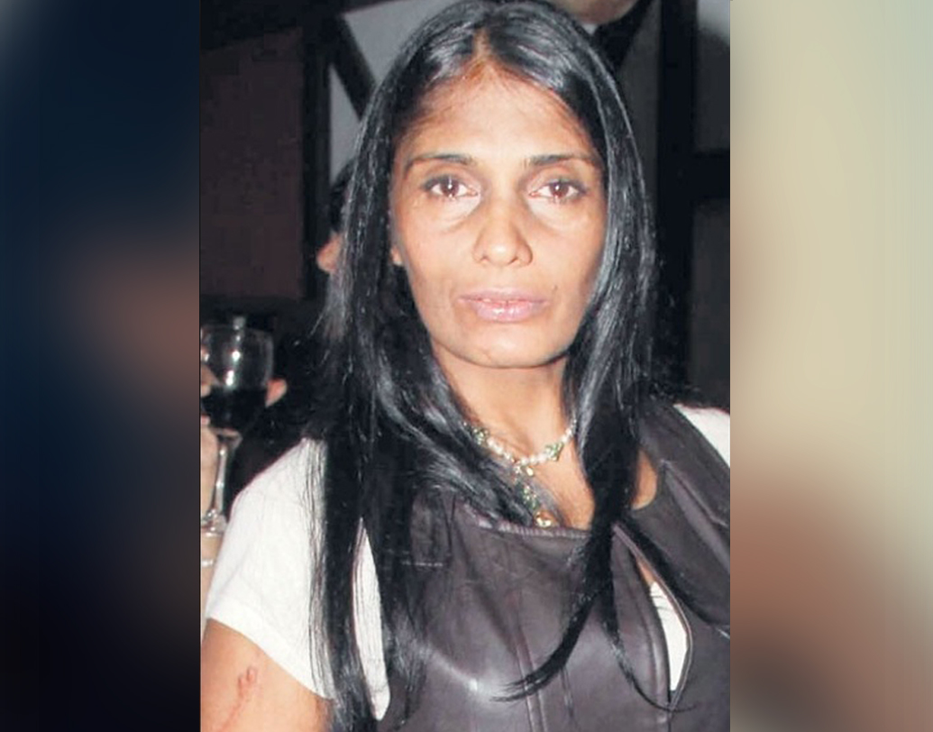 বলি সূত্রে খবর, ওই দুর্ঘটনার পর অতীতের সব কিছু ভুলে গিয়েছিলেন অনু। তাঁর চেন্নাইয়ের জীবন, মুম্বইয়ে অভিনয় কেরিয়ার— কিছুই নাকি তখন আর মনে করতে পারেতেন না।