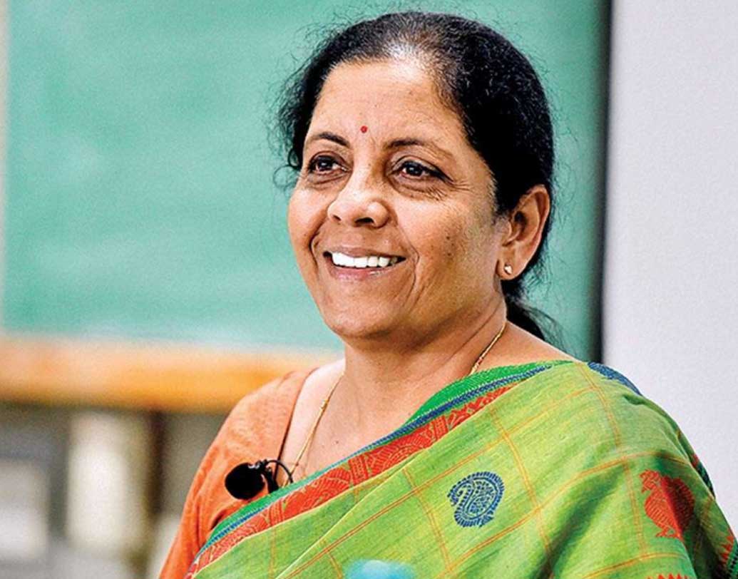 নির্মলা সীতারমন- ভারতের প্রথম পূর্ণ মহিলা অর্থমন্ত্রী হলেন তিনি। ইন্দিরা গাঁধীর পর দ্বিতীয় মহিলা প্রতিরক্ষামন্ত্রীও ছিলেন তিনি। ২০০৮ সালে তিনি বিজেপিতে যোগ দেন এবং বিজেপির মুখপাত্র হন। এরপর ২০১৪ সালে তিনি রাজ্যসভার সাংসদ নির্বাচিত হন। ২০১৭ সালে তাঁকে প্রতিরক্ষার মতো গুরুত্বপূর্ণ মন্ত্রকের দায়িত্ব দেওয়া হয়। নয়া মন্ত্রিসভাতেও তিনি ‘বিগ ফোর’-এর সদস্য হলেন।