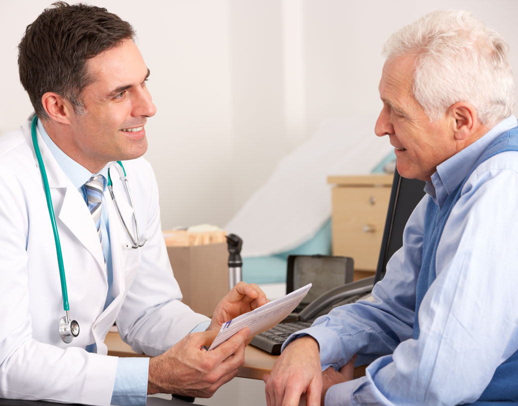 স্লিপ অ্যাপনিয়া বা নাক ডাকার সমস্যাকে অবহেলা করা বোকামি। তাই চিকিৎসকের পরামর্শ নিন অবশ্যই। তবে কিছু নিয়ম মেনে চললে নাক ডাকার সমস্যাকে আয়ত্তে আনা যায়। জানেন কী কী কৌশলে নিয়ন্ত্রণে থাকবে এই অভ্যাস?