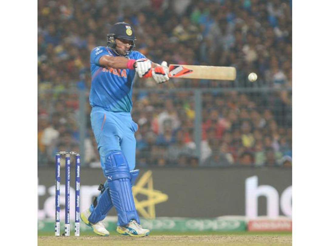 ২০০৭ টি-টোয়েন্টি বিশ্বকাপের কথা বললেই ভারতের কাপ জয় ছাড়াও যে ঘটনাটি সবার মনে আসে, সেটি হল যুবরাজের ছয় বলে ছ’টি ছয়। এই ম্যাচে স্টুয়ার্ট বর্ডের বলে ছয় বলে ছ’টি ছয় তো তিনি মারেনই, সঙ্গে করেন সবচেয়ে কম বলে হাফ সেঞ্চুরি করার রেকর্ড।