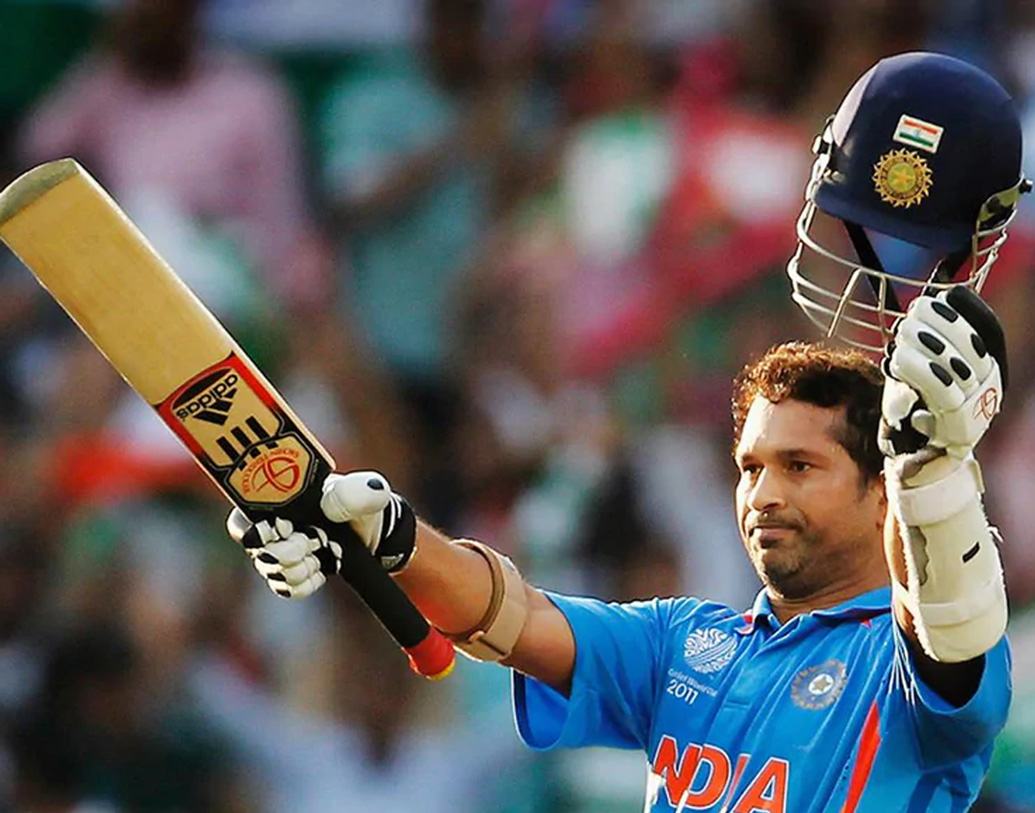 সচিন তেণ্ডুলকরও ছ’টি বিশ্বকাপে খেলেছেন। ৪৫টি ম্যাচে ২,২৭৮ রান করেছেন তিনি। গড় ৫৬.৯৫, স্ট্রাইক রেট ছিল ৮৮.৯৮। ছ’টি শতকও করেছেন তিনি। ১৯৯২ থেকে ২০১১ পর্যন্ত একাধিক বিশ্বকাপ মাতিয়েছেন।