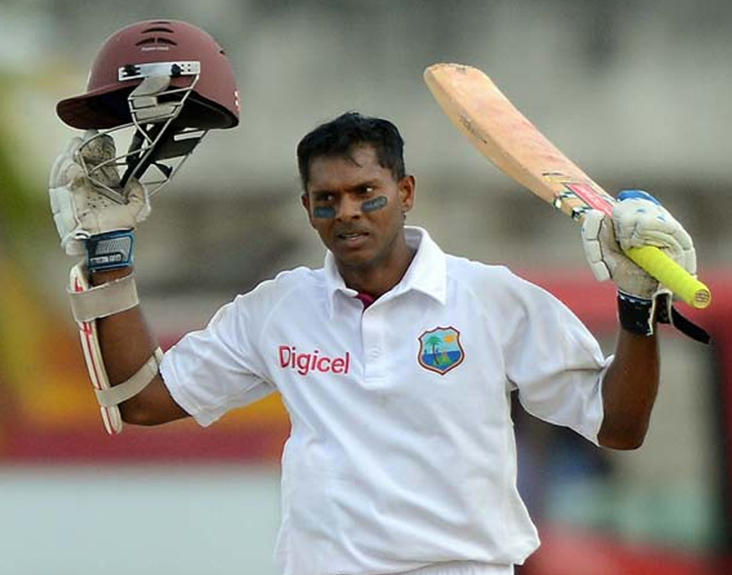 ওয়েস্ট ইন্ডিজের শিবনারায়ণ চন্দ্রপল ১৯৯৬ থেকে পাঁচটি বিশ্বকাপ খেলেছেন। ৩১টি ম্যাচে ৯৭০ রান করেছেন। গড় ৪০.৪১। স্ট্রাইক রেট ৬২.১৩।