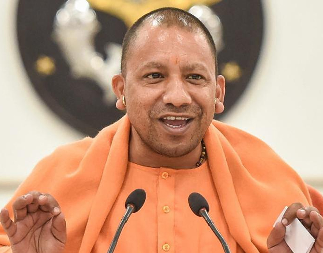 বিশ্বমানের পরিষেবা রয়েছে এই স্টেশনে, এমনটা বলেছেন উত্তরপ্রদেশের মুখ্যমন্ত্রী যোগী আদিত্যনাথও।