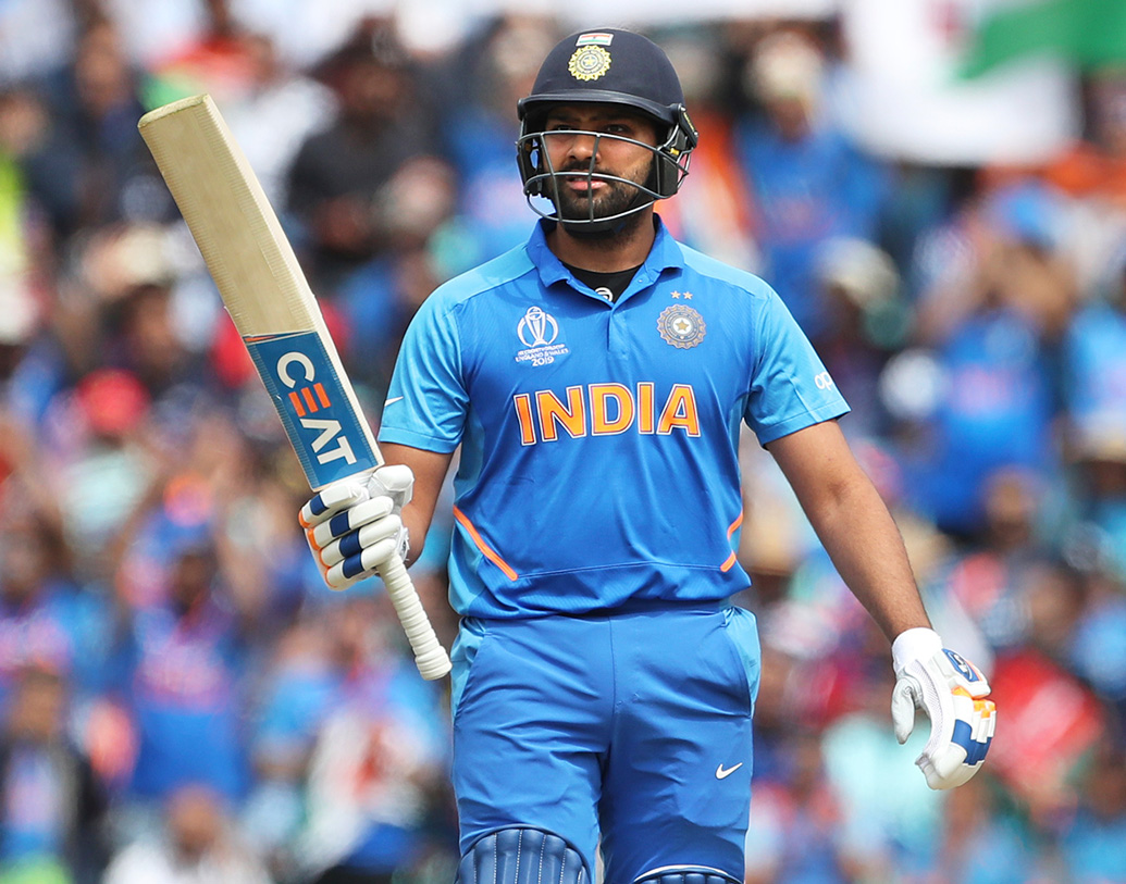 প্রথমেই নির্ভরযোগ্য ওপেনার হিসেবে আসবেন রোহিত শর্মা। এই বিশ্বকাপে দক্ষিণ আফ্রিকার বিরুদ্ধে ১২২ রান এবং অস্ট্রেলিয়ার বিরুদ্ধে ৫৭ রান করে নিজের ফর্ম দেখিয়েছেন তিনি।