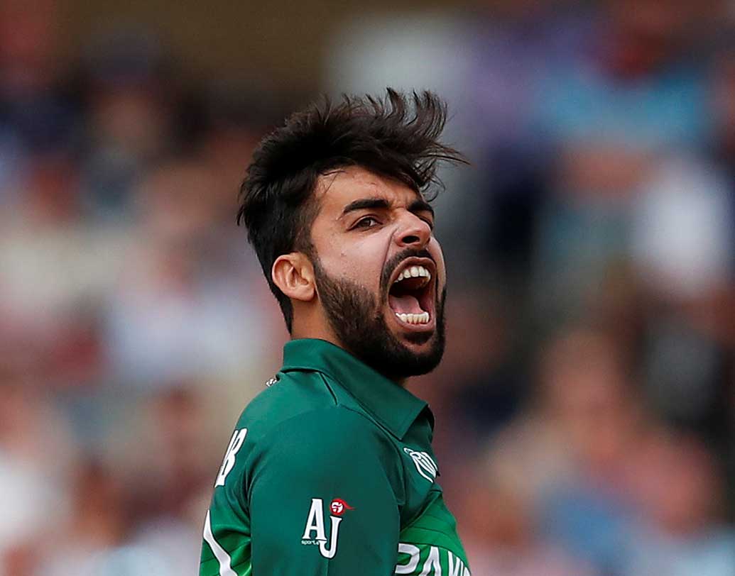 শাদাব খান- দলের বোলিং লাইনআপের অন্যতম অস্ত্র।মোক্ষম সময়ে উইকেট নিয়ে বিপক্ষকে চাপে ফেলতে দলের অন্যতম ভরসা। এছাড়াও ব্যাট হাতেও তিনি বেশ স্বছন্দ।