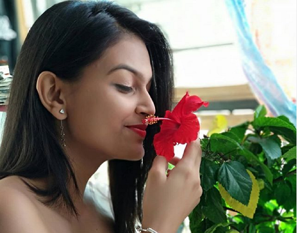 তিনি ইনস্টিটিউট অফ চাটার্ড অ্যাকাউন্টস্‌ ইন্ডিয়া, দিল্লিতে পড়াশোনা করছেন।