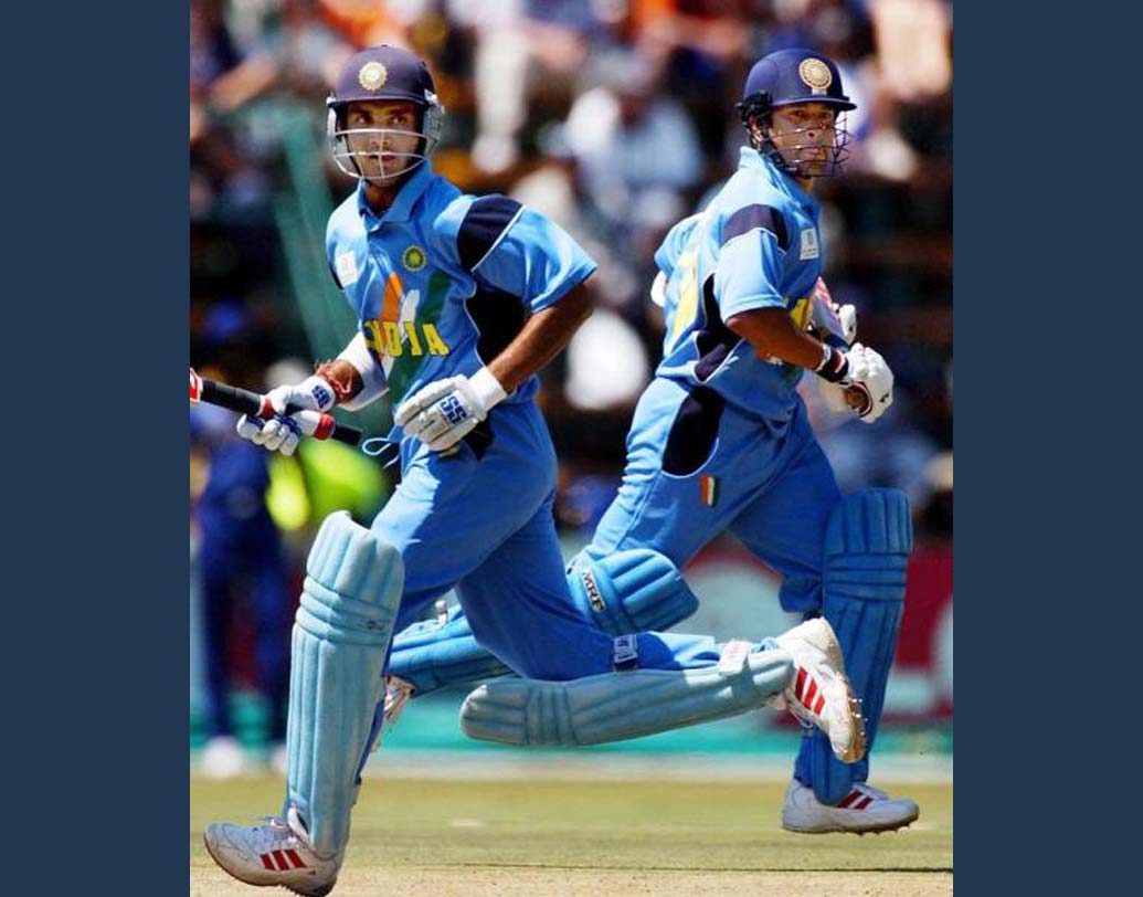 সচিন তেন্ডুলকর ও সৌরভ গঙ্গোপাধ্যায় ২৪৪ রানের পার্টনারশিপ করেন নামিবিয়ার বিরুদ্ধে। যা ছিল এই বিশ্বকাপে সর্বোচ্চ পার্টনারশিপ।