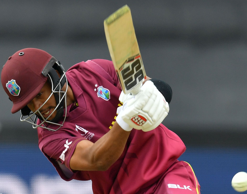 লুইসের মতোই দুরন্ত ব্যাটিং করেছেন শেই হোপ। তাঁর ইনিংসকে ৯৬ রানেই থামিয়ে দেন মুস্তাফিজুর। হোপ আরও কিছু ক্ষণ ক্রিজে টিকে ক্যারিবিয়ানদের ইনিংস নিয়ে অবশ্যই অন্য গল্প লেখা হত।