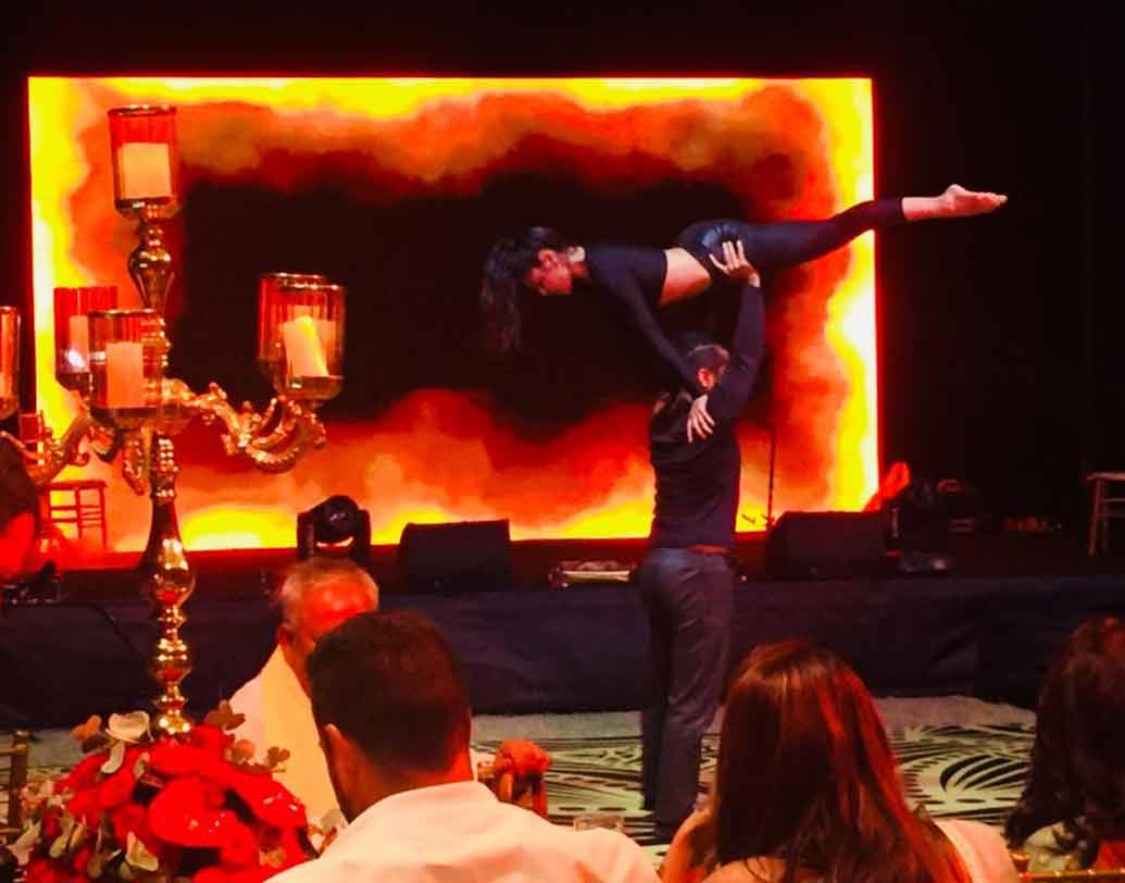 ইয়ট পার্টি, বোহেমিয়ান মেহেন্দি, পুল পার্টির পর ১৯ জুন সকালেই সেখানে অনুষ্ঠিত হয়েছে সান কিডস পার্টি। সন্ধ্যায় বিয়ের অনুষ্ঠান।