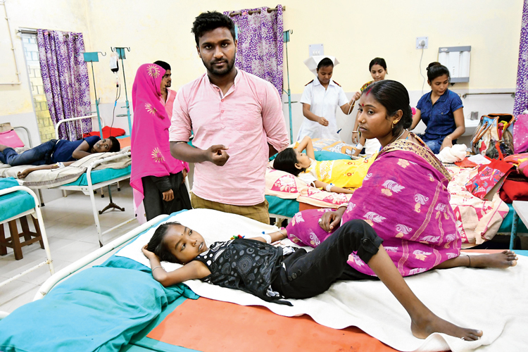 Man breaks his roza to donate blood to a Thalassemia effected girl