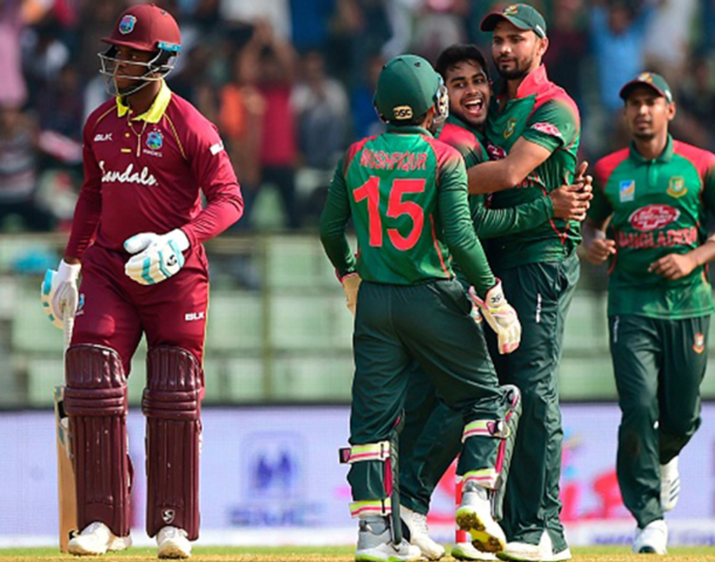 তার আগের ম্যাচেও ওয়েস্ট ইন্ডিজকে ৩০ বল বাকি থাকতেই ৮ উইকেটে হারিয়েছিল বাংলাদেশ।