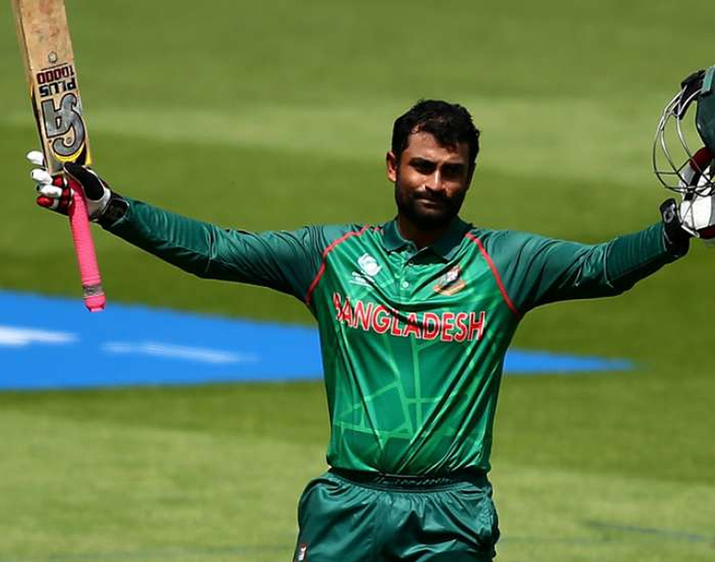 শনিবার তামিম নেটে দীর্ঘ ক্ষণ ব্যাট করলেও, তাঁকে একেবারেই স্বস্তিতে দেখায়নি। 