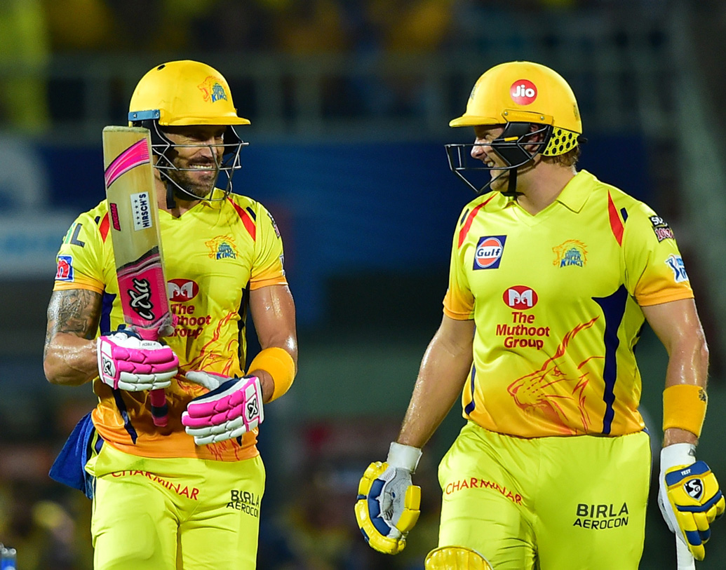 তবে টপ অর্ডারের ক্রিকেটাররা বড় স্কোর গড়তে পারলে দক্ষিণ আফ্রিকাকে বেগ দিতেই পারে বাংলাদেশ। ওভালে ইংল্যান্ডের কাছে ১০৪ রানে হারার পরে সেই মাঠেই এ বার বাংলাদেশের বিরুদ্ধে নামছেন ডুপ্লেসিরা। 