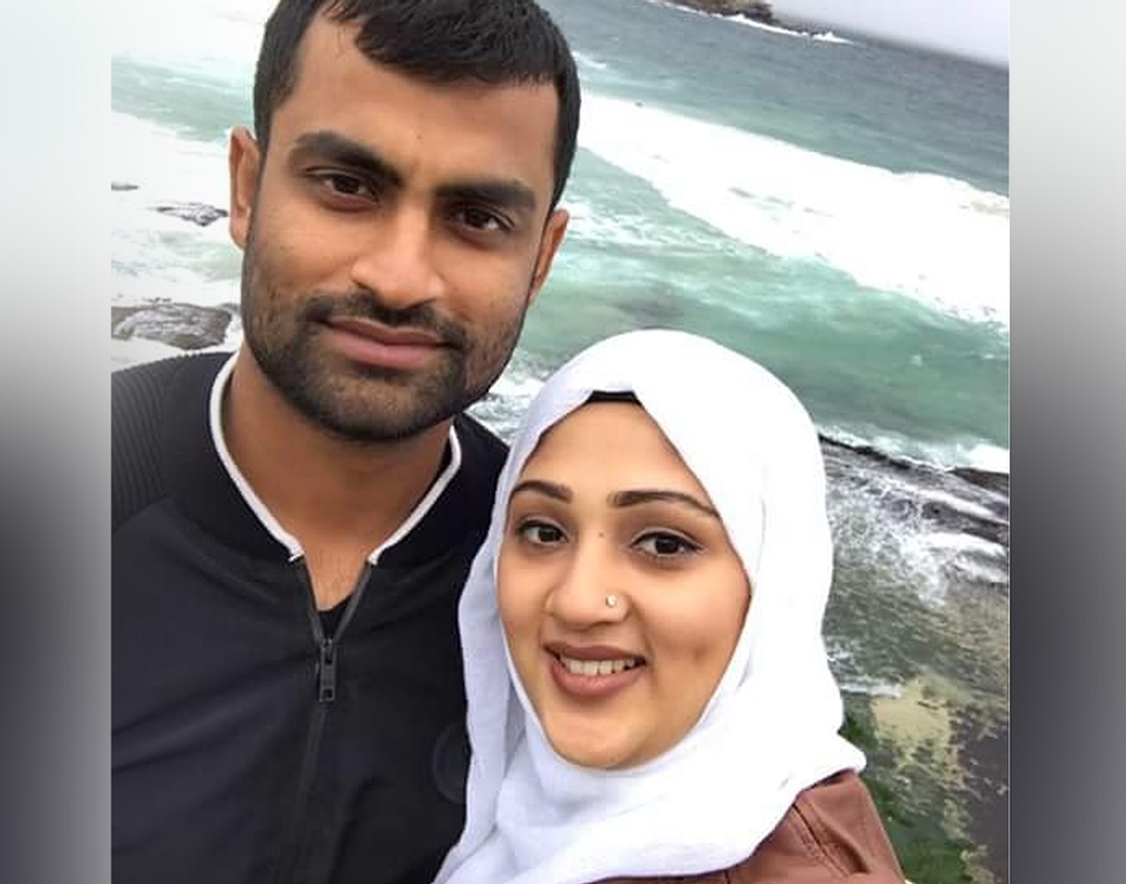 এদিকে আয়েষা ক্রিকেটের তেমন ভক্ত নন, তিনি পছন্দ করেন ফুটবল। কিন্তু প্রায় আট বছর প্রেমের সম্পর্ক ছিল তাঁদের। এমনটাই বলছে বাংলাদেশের বেশ কয়েকটি সংবাদমাধ্যম। 