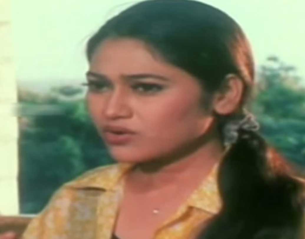 ওই ছবিতে এক কলেজ পড়ুয়ার ভূমিকায় অভিনয় করেছিলেন দিশা। তবে ‘দয়া’ ভাবীকে নাকি ছবিতে একেবারেই ভাল লাগেনি বলে মনে করেন তাঁর অনুরাগীরা।