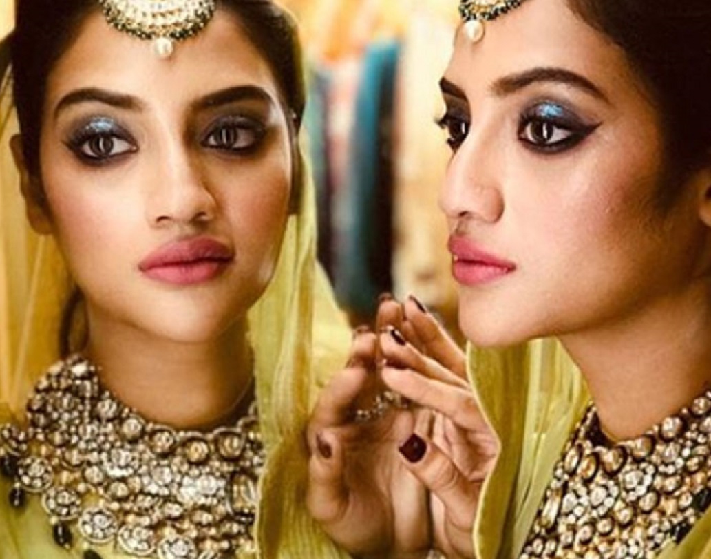 নুসরতের বিয়ে নিয়ে তাঁর ফ্যানদের মধ্যে বিয়ের বেশ কিছু দিন আগে থেকেই হাইপ তৈরি হয়েছিল। তিনি নিজেও সোশ্যাল মিডিয়াতে পোস্ট করছিলেন হলদি, মেহেন্দি প্রমুখ বিয়ের অনুষ্ঠানের ছবি যা নজর কাড়ছিল সবার।