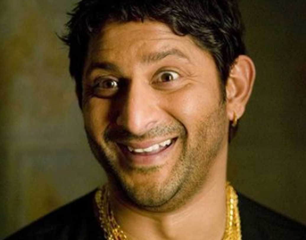 নিজেকে ধীরে ধীরে বলিউডের প্রথম সারির কমেডি অভিনেতা হিসেবে প্রতিষ্ঠিত করেন। পাশাপশি ‘চকোলেট’, ‘কাবুল এক্সপ্রেস’-এর মতো অন্য ধারার ছবিতেও তাঁর অভিনয় দেখেছেন দর্শক।