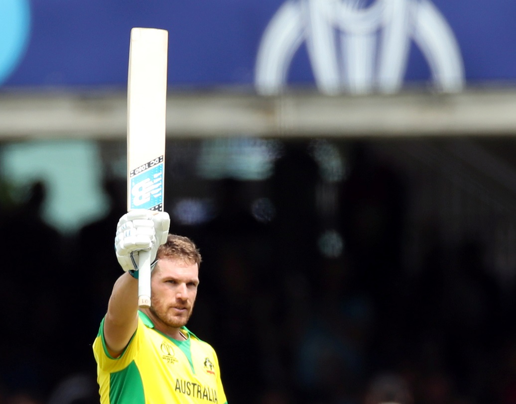 অ্যারন ফিঞ্চ: অস্ট্রেলীয় ব্যাটিং লাইনআপের অন্যতম শক্তি। সর্বোচ্চ রান সংগ্রহকারীদের তালিকায় দ্বিতীয় স্থানে রয়েছেন ফিঞ্চ। যে কোনও পরিস্থিতিতে ম্যাচ বের করার ক্ষমতা রাখেন তিনি।  ছবি: রয়টার্স।