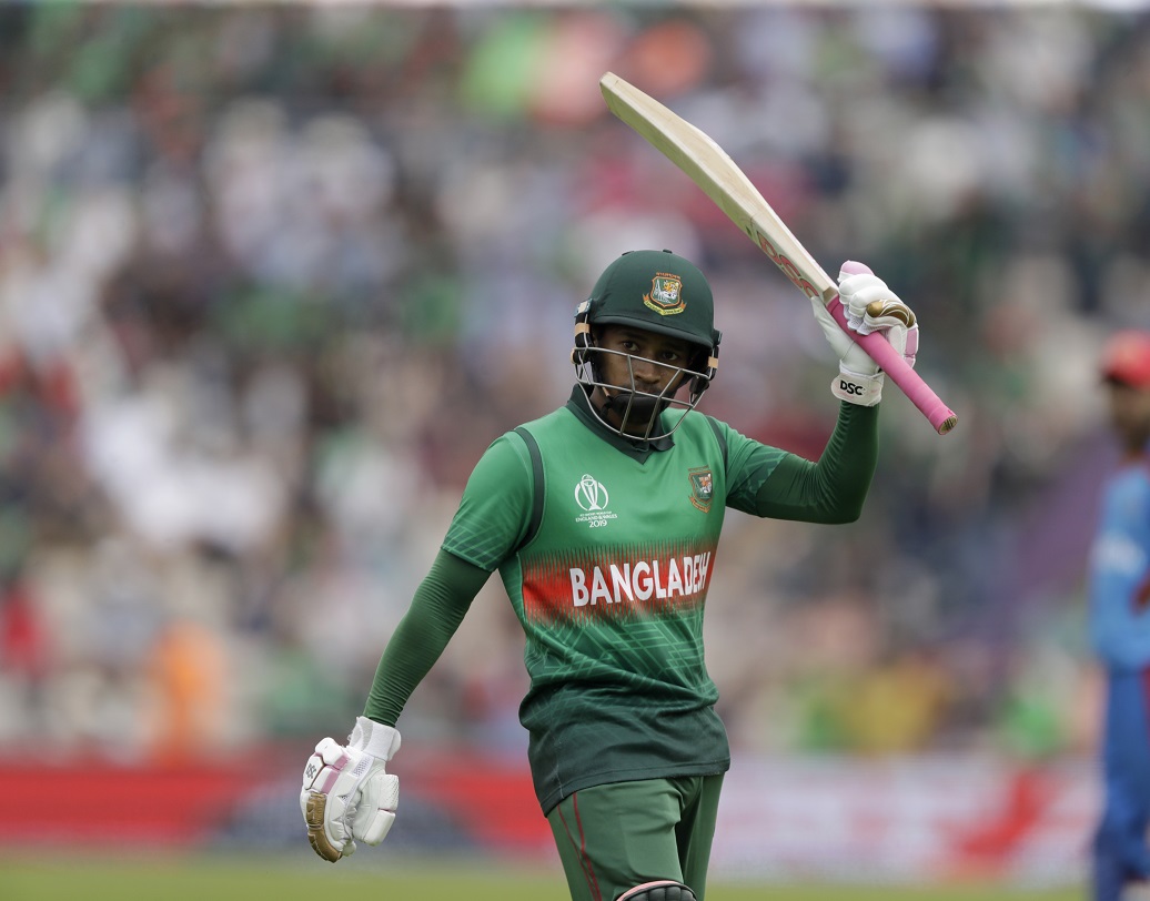 মুশফিকুর রহিম: বাংলাদেশের ব্যাটিংয়ের অন্যতম শক্তি। বড় রানের টার্গেট দিতে বা তাড়া করে ম্যাচ জেতাতে টাইগারদের ভরসা মুসফিকুর। এই দলের উইকেটরক্ষক তিনিই। ছবি:রয়টার্স।