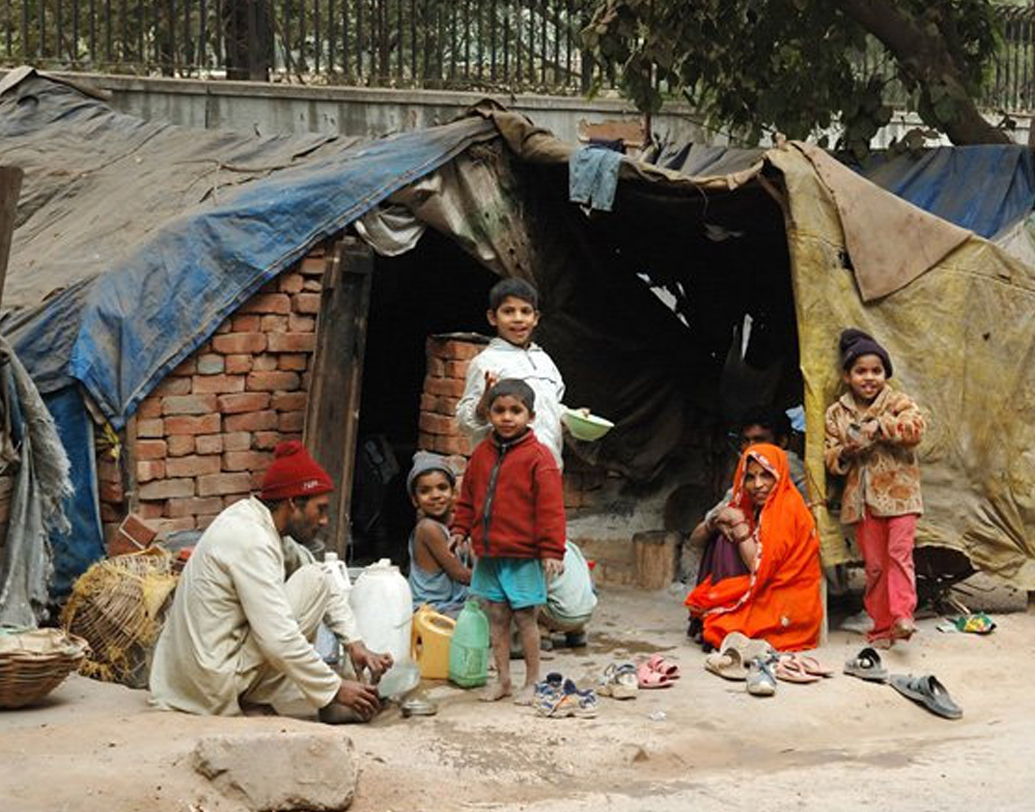 স্বাস্থ্য ব্যবস্থার  তালিকায় সবচেয়ে নিচে থাকা ছ’টি রাজ্যের মধ্যে পাঁচটিতেই স্বাস্থ্য ব্যবস্থার অবনতি হয়েছে। সবচেয়ে অবনতি হয়েছে উত্তরপ্রদেশে। তার পর রয়েছে বিহার, ওড়িশা, মধ্যপ্রদেশ এবং উত্তরাখণ্ড।