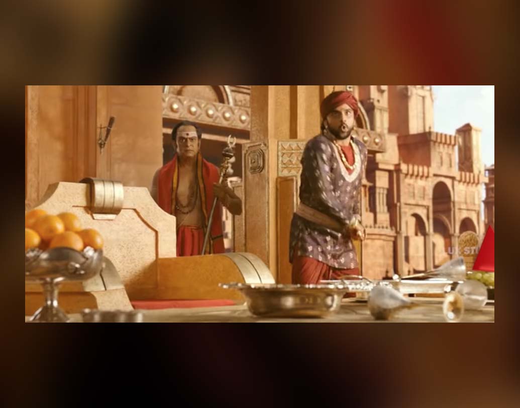 একটি দৃশ্যে দেখা যায় বল্লালদেবের বাবা উত্তেজিত হয়ে টেবিলের সব গ্লাস ফেলে দিচ্ছেন। কিন্তু পরের দৃশ্যে সব কাচের গ্লাসগুলি অক্ষত অবস্থায় টেবিলের উপরেই দেখা যায়। এ কী ভাবে সম্ভব?