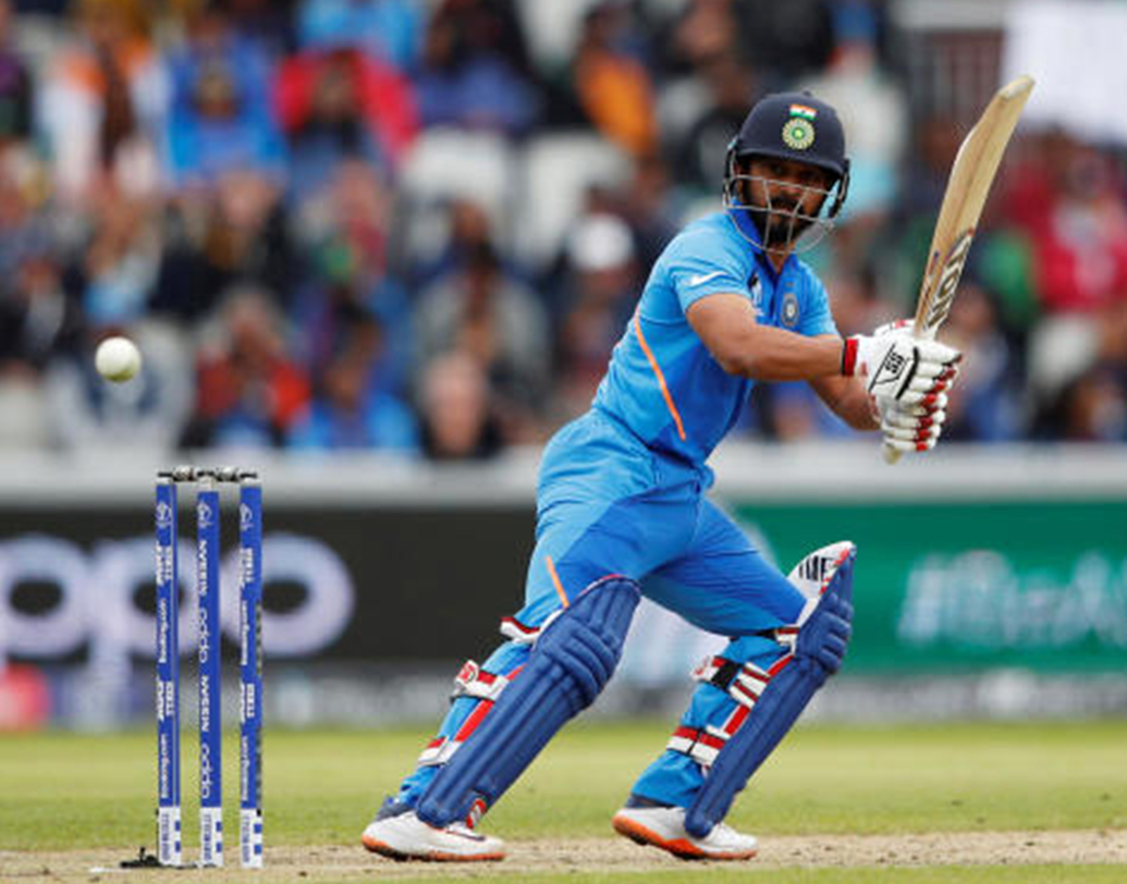 কেদার যাদব- চলতি বিশ্বকাপে ভারতের হয়ে ব্যাট করার খুব বেশি সুযোগ পাননি কেদার যাদব। যে কোনও সময়ে অবশ্য তিনি ভয়ঙ্কর হয়ে উঠতে পারেন। পাঁচ নম্বরে ভারতকে নির্ভরতা দিতে পারেন কেদার। বল হাতেও তিনি সমান দক্ষ।