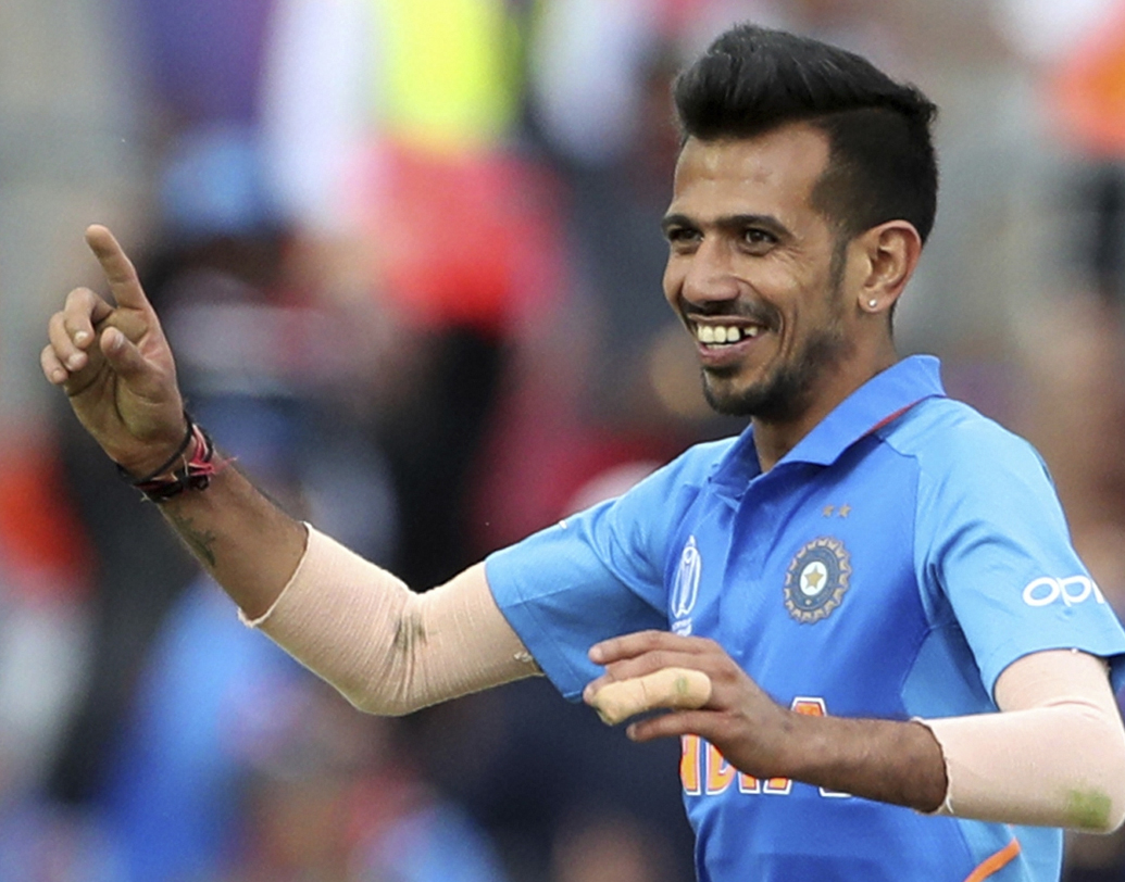 যুজবেন্দ্র চহাল- স্পিনের ফাঁদে ফেলে বিপক্ষের উইকেট তুলে নিতে দক্ষ চহাল। চলতি বিশ্বকাপে সফল তিনি। গেলদের কীভাবে থামান চহাল, সেটাই দেখার।