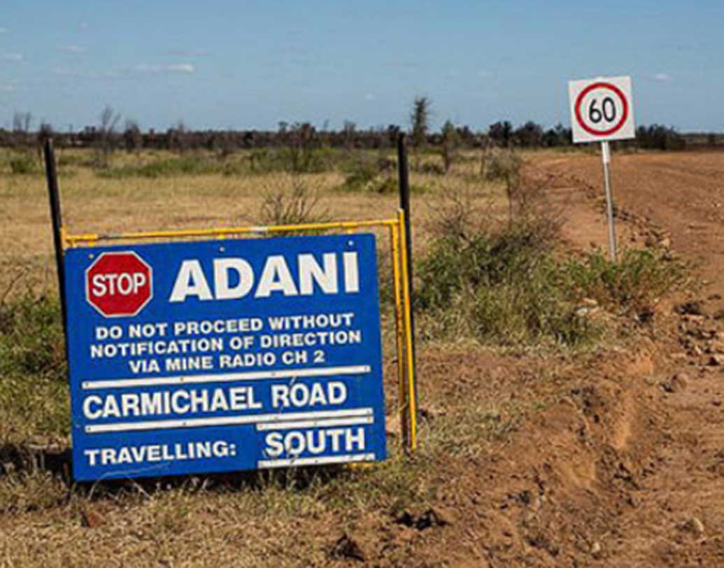 বর্তমানে তাঁর সবচেয়ে বড় প্রোজেক্ট অস্ট্রেলিয়া কোল মাইন। সব কিছু ঠিকঠাক থাকলে ২০২১ সালেই চালু হয়ে যাবে এই কয়লা খনি। যা এখনও পর্যন্ত অস্ট্রেলিয়ার সবচেয়ে বড় কয়লা খনি।