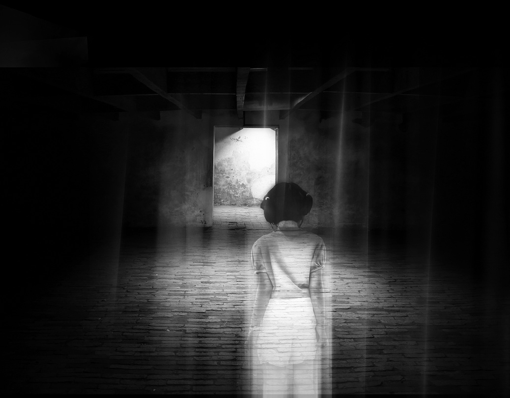 জানা গিয়েছে, একবার নাকি ছোট ছেলেমেয়ের একটি দল কৌতুহল বশে সিঁড়ি দিয়ে নীচে নেমে যায়। যখন তাদের উদ্ধার করা হয়, তখন কেউই সুস্থ অবস্থায় ছিল না। অনেকেরই নাকি মানসিক বিকার দেখা গিয়েছিল তার পর থেকে।