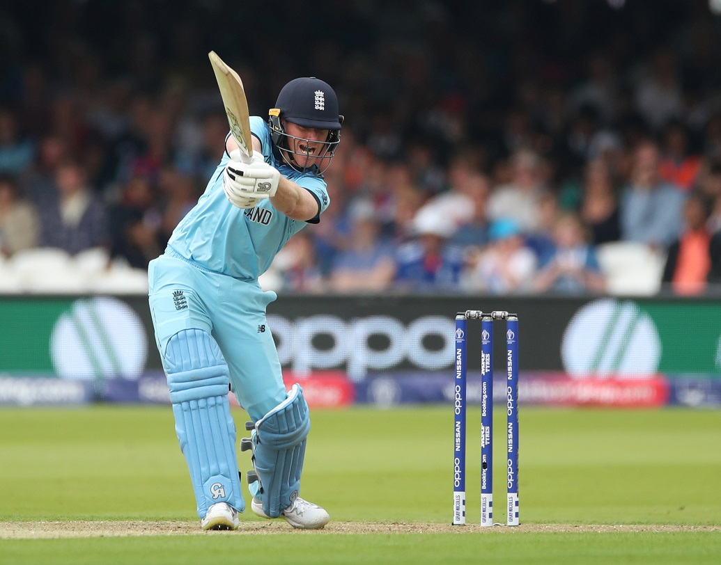 ইংল্যান্ডের অধিনায়ক অইন মরগ্যান ইতিমধ্যেই আফগানিস্তানের বিরুদ্ধে ১৭টি ছয় মেরে বিশ্বকাপে সর্বাধিক ছয়ের তালিকায় নিজের নাম তুলে নিয়েছেন। ভারতের বিরুদ্ধেও মরগ্যান এরকম ব্যাট করলে তা ভোগাতে পারে কোহালিদের।