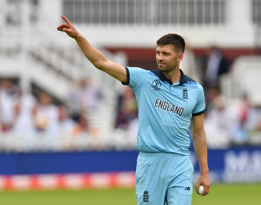 এ ছাড়াও মার্ক উডের বোলিং ভারতের জন্য চিন্তার কারণ হতে পারে। ইতিমধ্যেই বিশ্বকাপে ১৫৪ কিমি গতিবেগে বল করেছেন উড। ভারতের বিরুদ্ধেও এই ফাস্ট বোলিং চিন্তায় ফেলতে পারে।