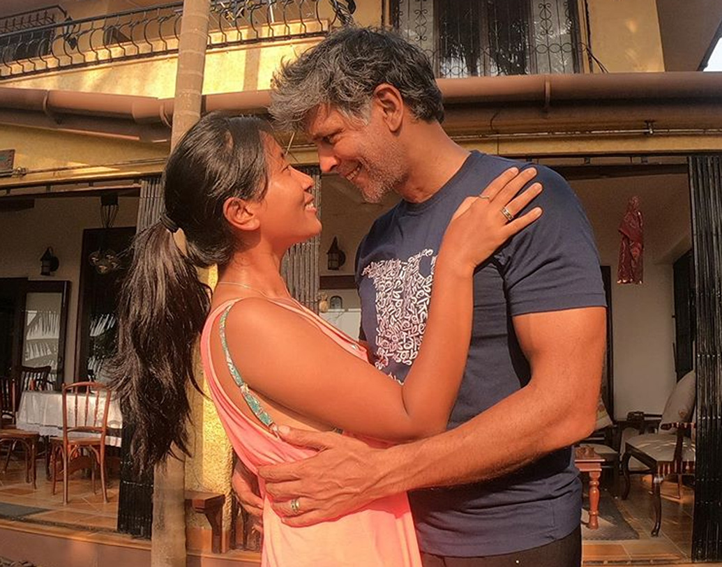 বন্ধুরাই অঙ্কিতাকে বলেন, মিলিন্দের সঙ্গে কথা বলতে।